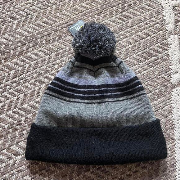 Travis Mathew Beanie NWT - Picture 2 of 3